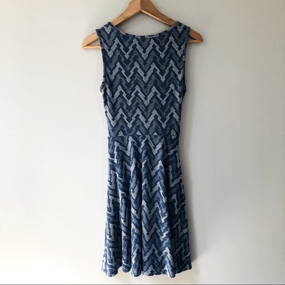 Cotton Geometric Skater Dress - Picture 3 of 10